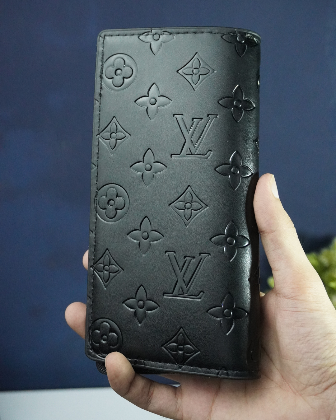 Louis Vuitton Men Long Wallet