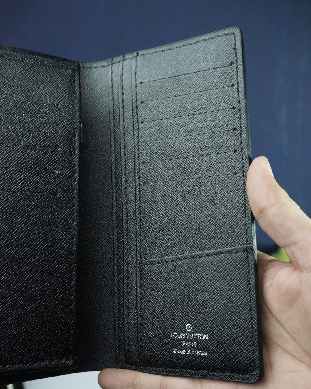 Louis Vuitton Men Long Wallet