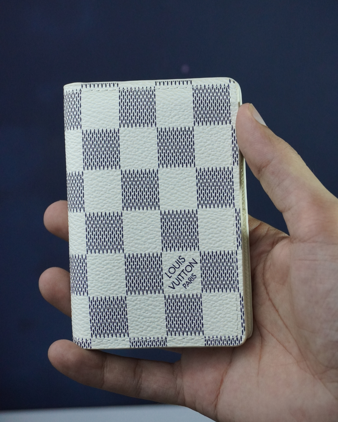 LV White Checkered Short Wallet - leather finish