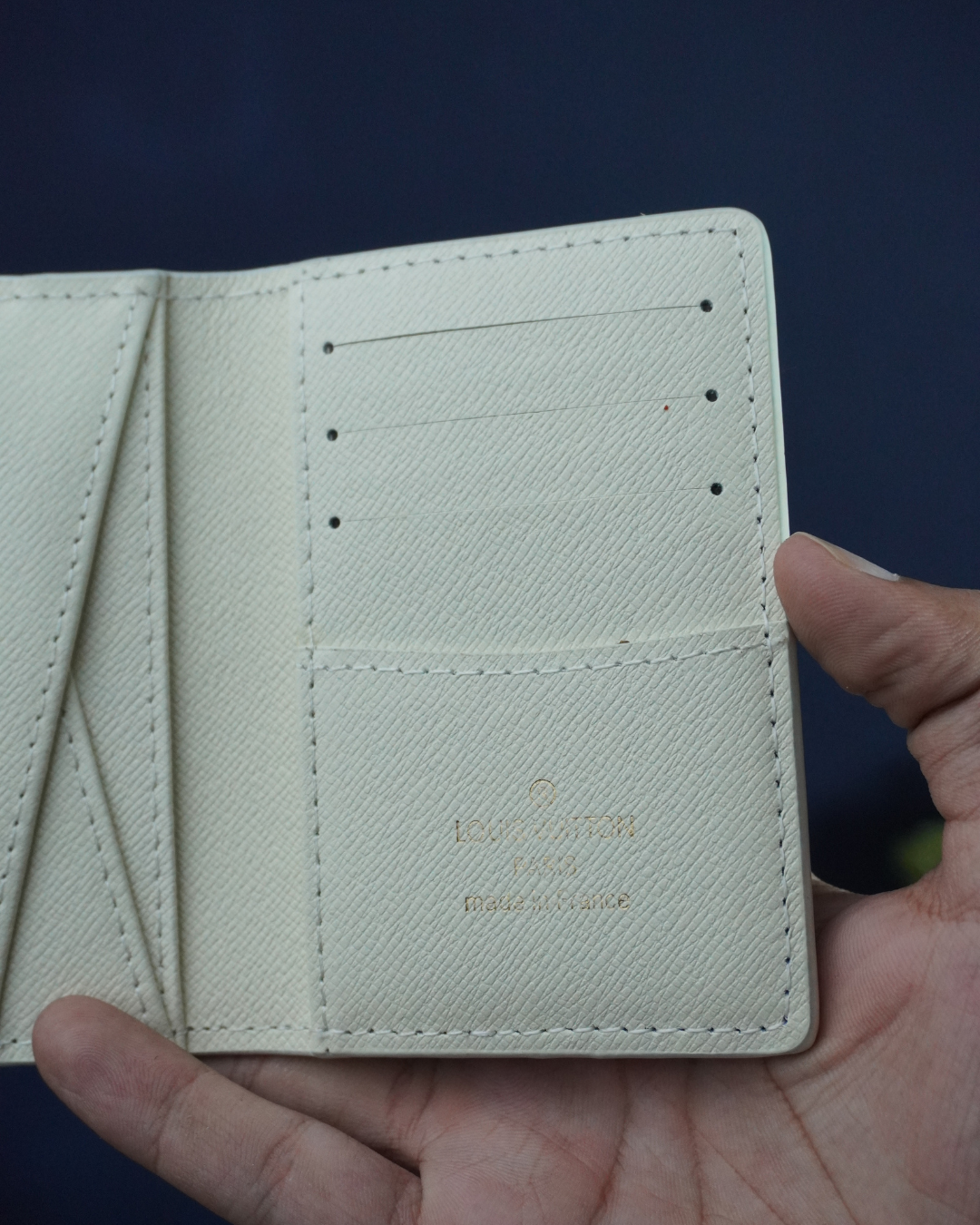 LV White Checkered Short Wallet - leather finish