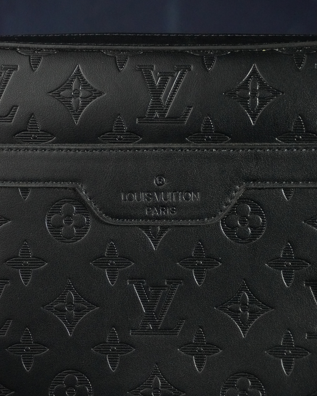 LV Trio Messenger - Leather