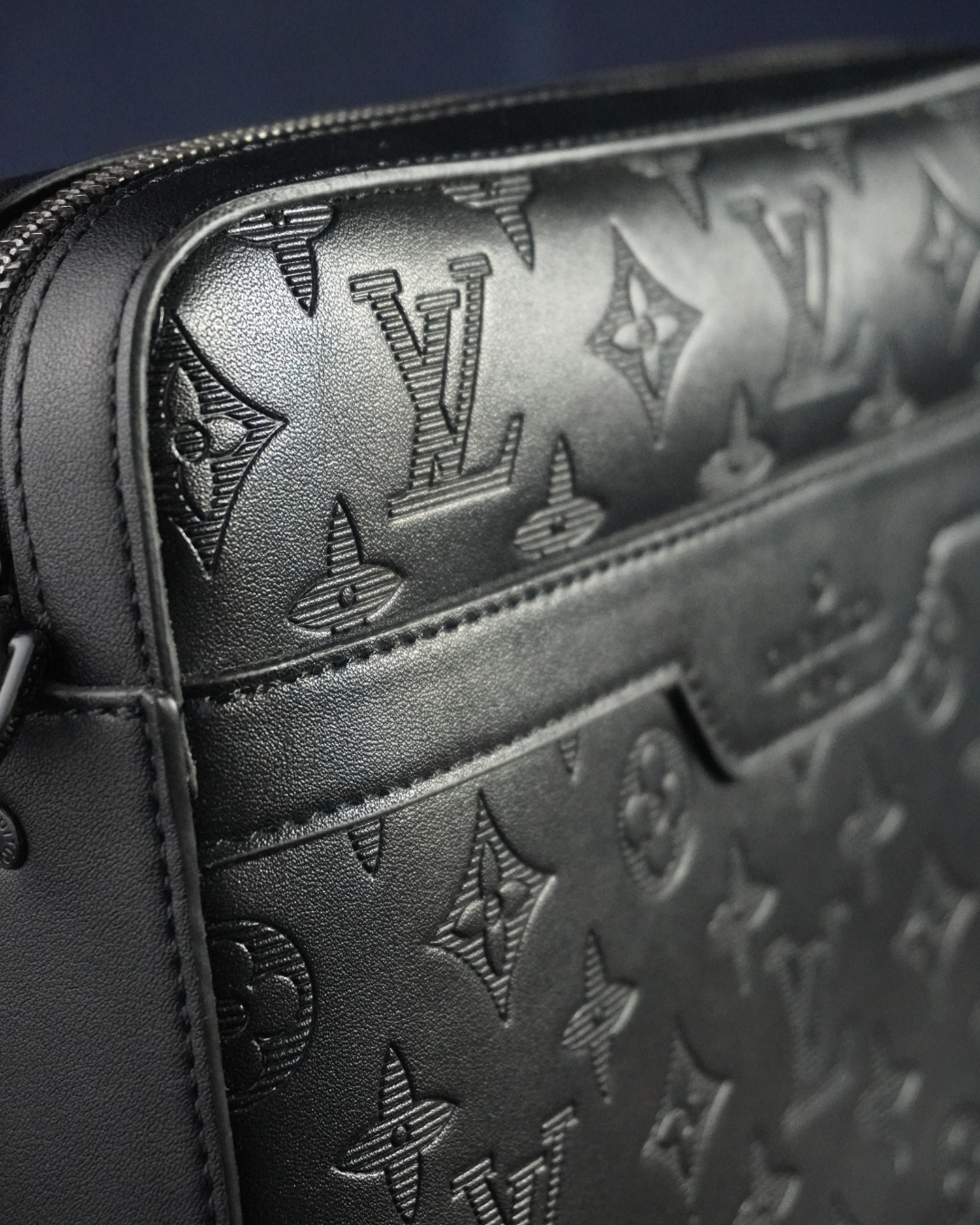 LV Trio Messenger - Leather