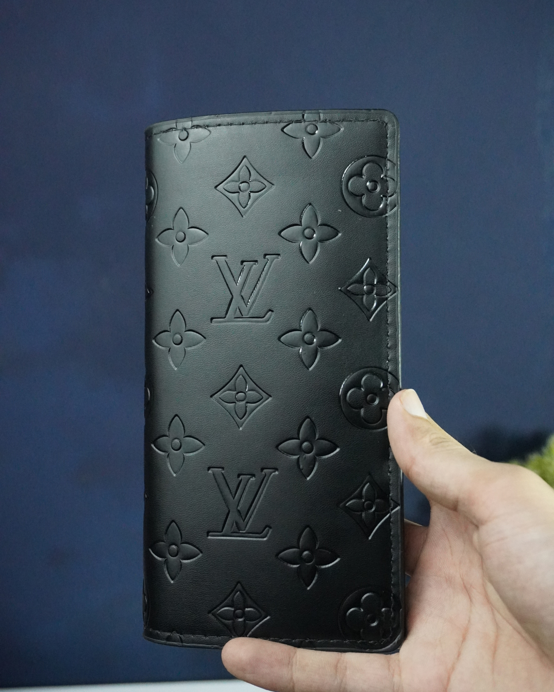 Louis Vuitton Men Long Wallet