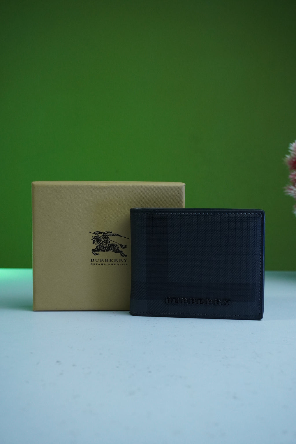Burberry Men Textured Wallet