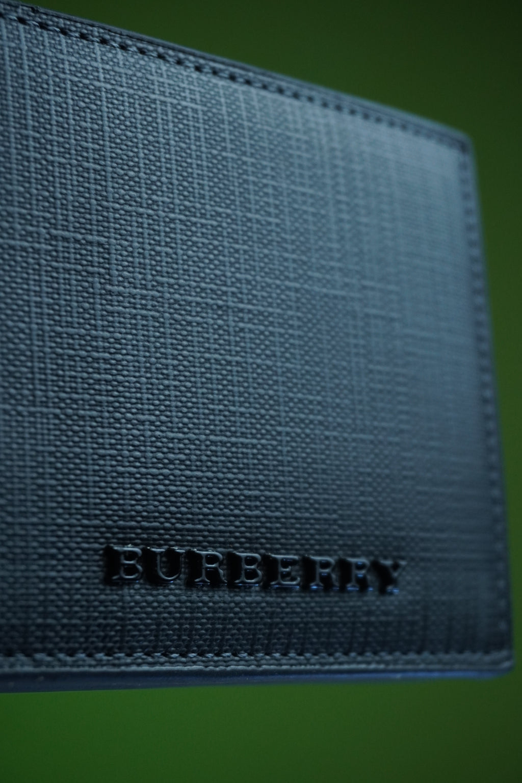 Burberry Men Textured Wallet