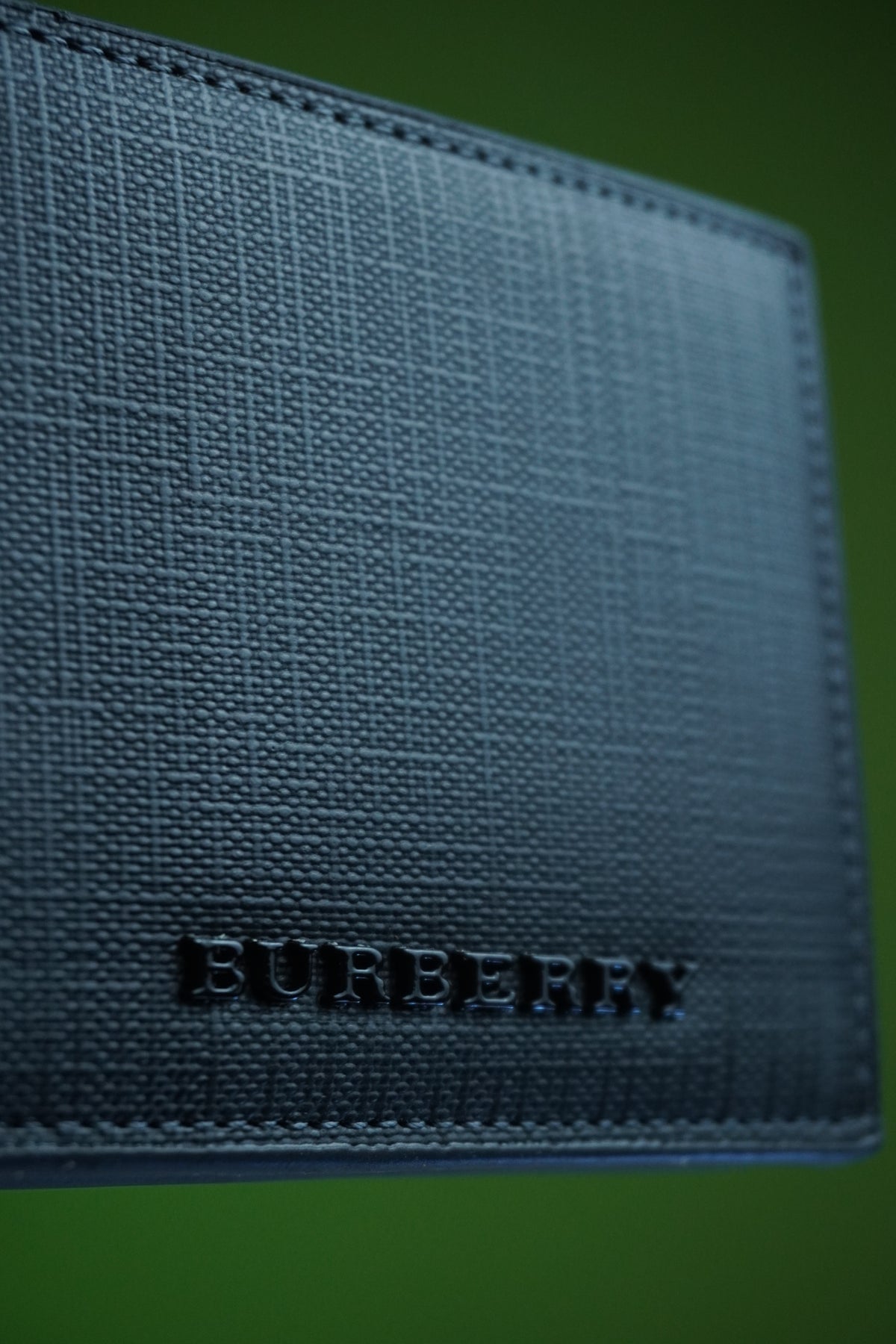 Burberry Men Textured Wallet