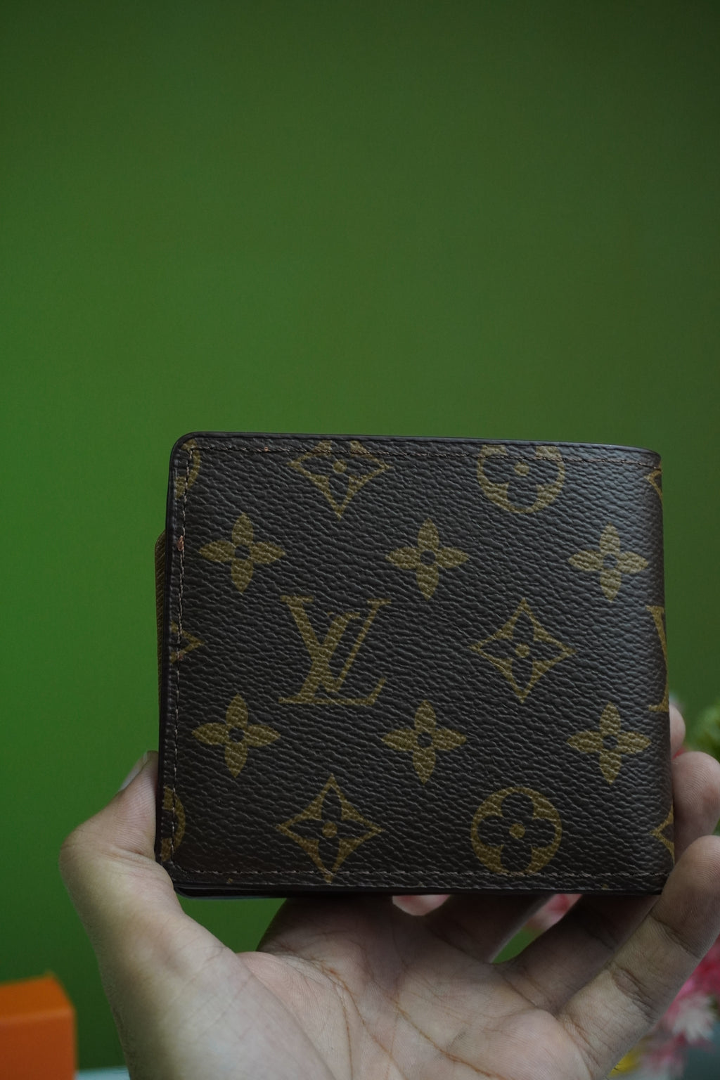 LOUIS VUITTON MEN COMPACT WALLET