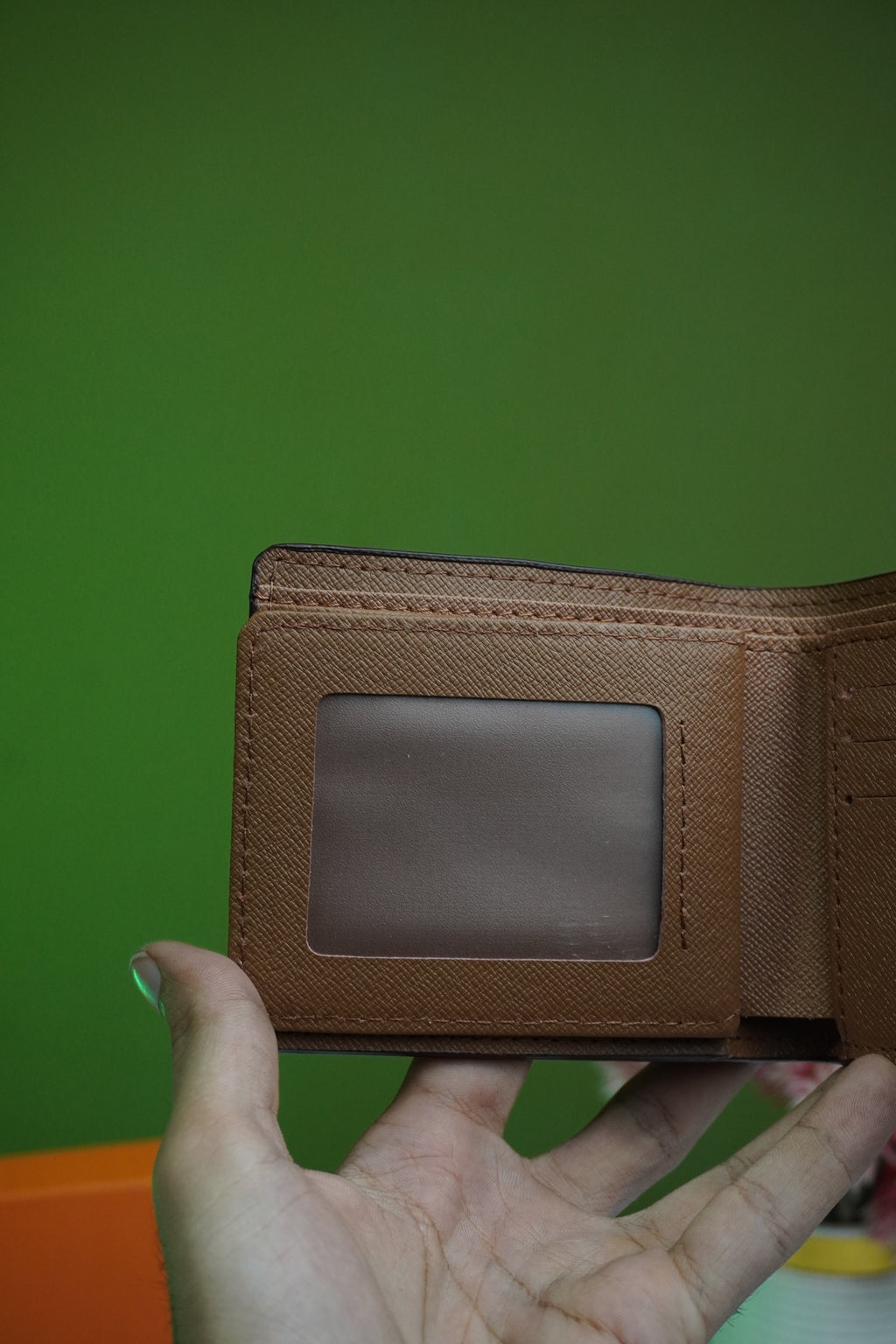 LOUIS VUITTON MEN COMPACT WALLET