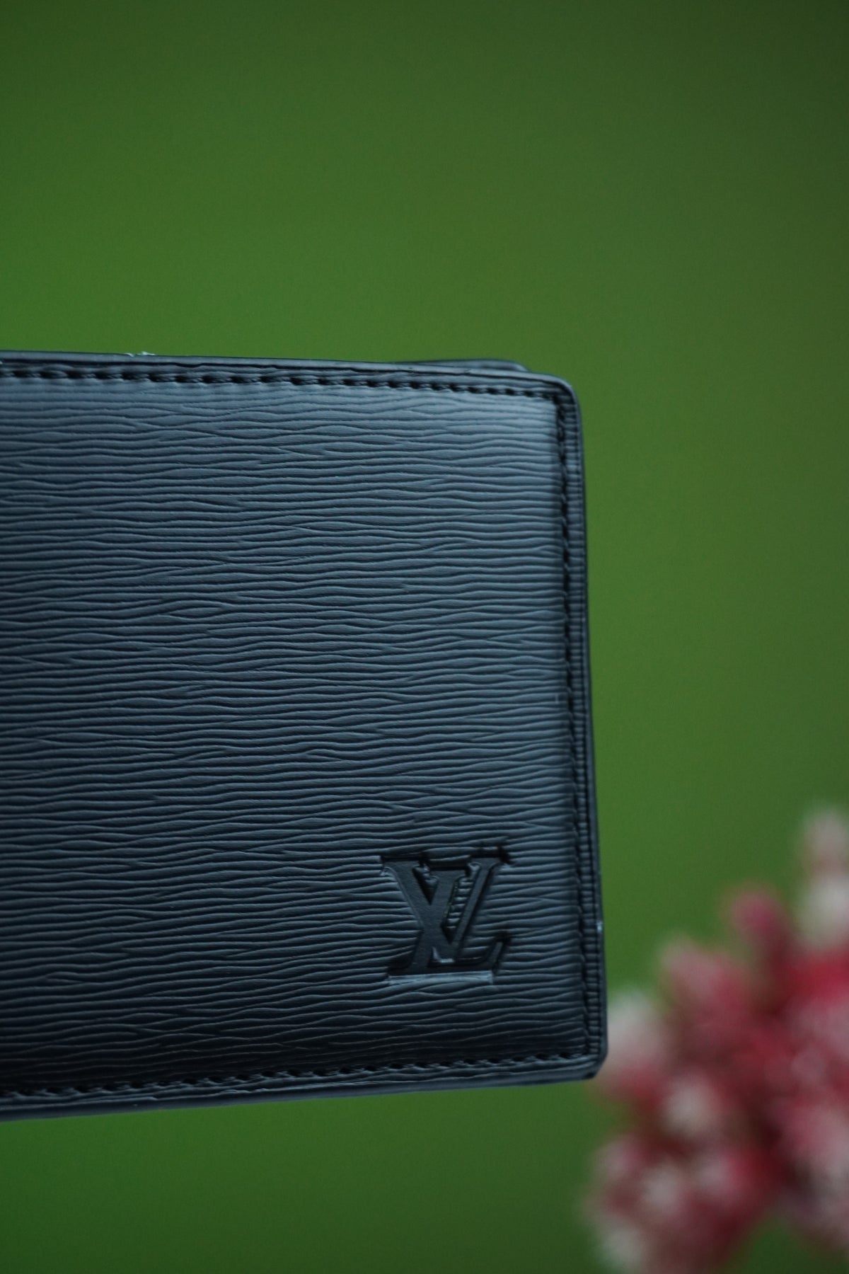 LOUIS VUITTON MEN COMPACT WALLET